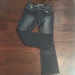 Women Dereon Dark Blue Jeans 7/8 $10